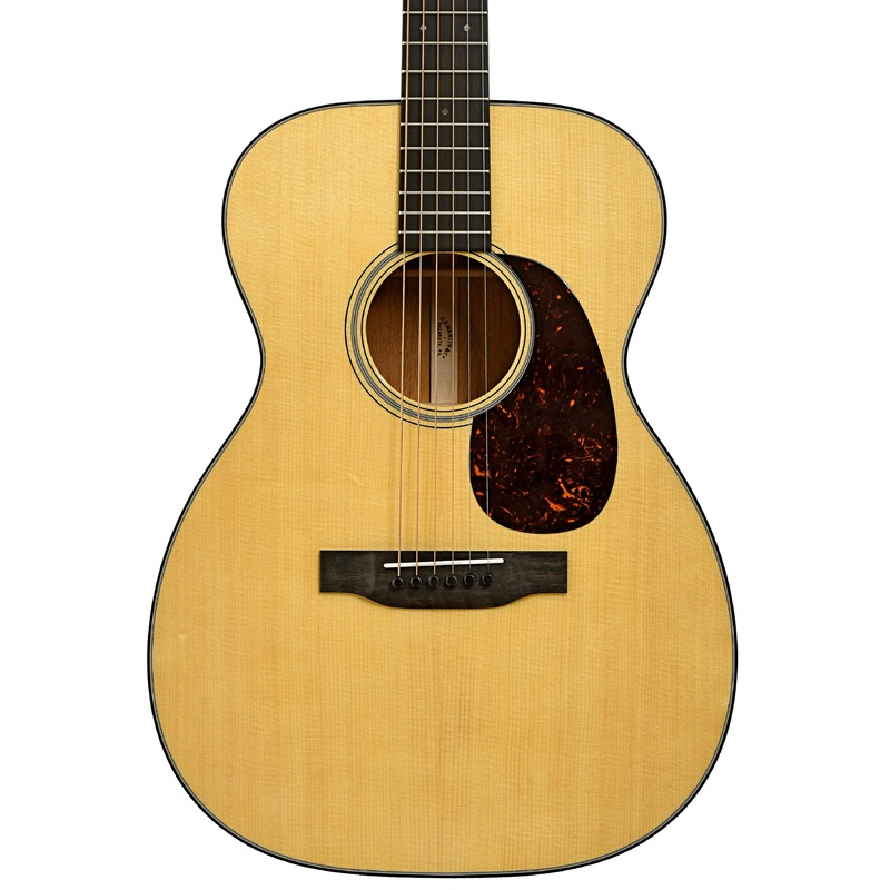 Martin 00-18 Guitar & Case